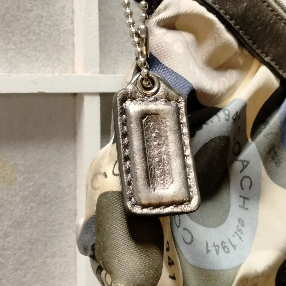 Coach Mini Wristlet - Picture 8 of 10
